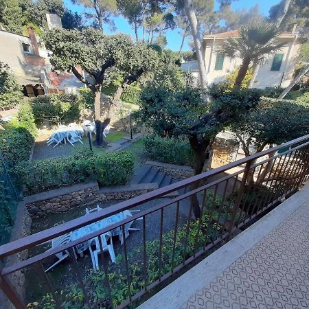 Villa Violetta Castiglioncello Extérieur photo